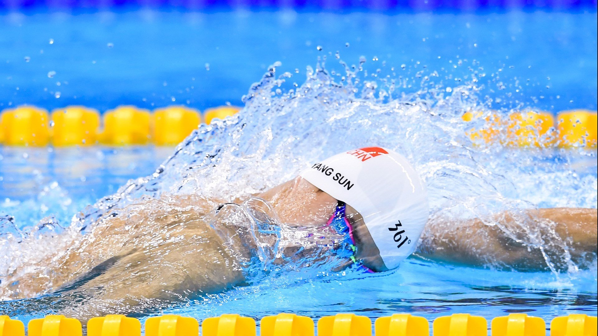 雪域雄鹿北境咆哮，伦纳德法则冻结天山攻势