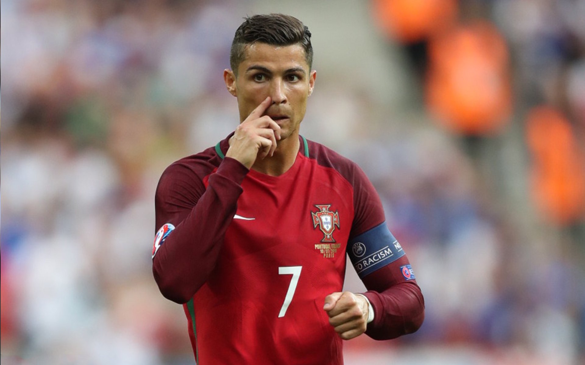 法网逆转联合杯,穆雷点燃赛场,诠释不屈的网球灵魂